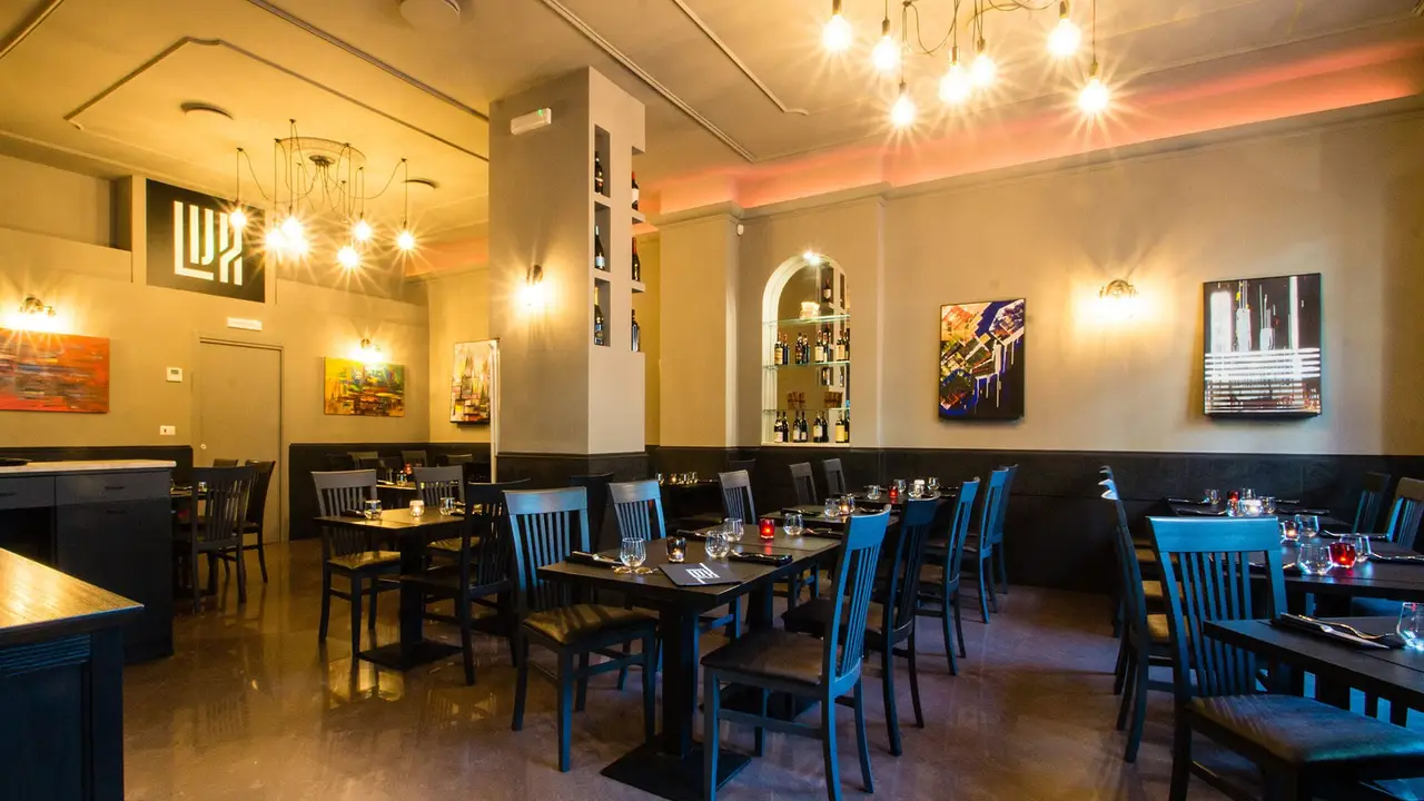 Lux Gourmet Social Club, Milan, Milan