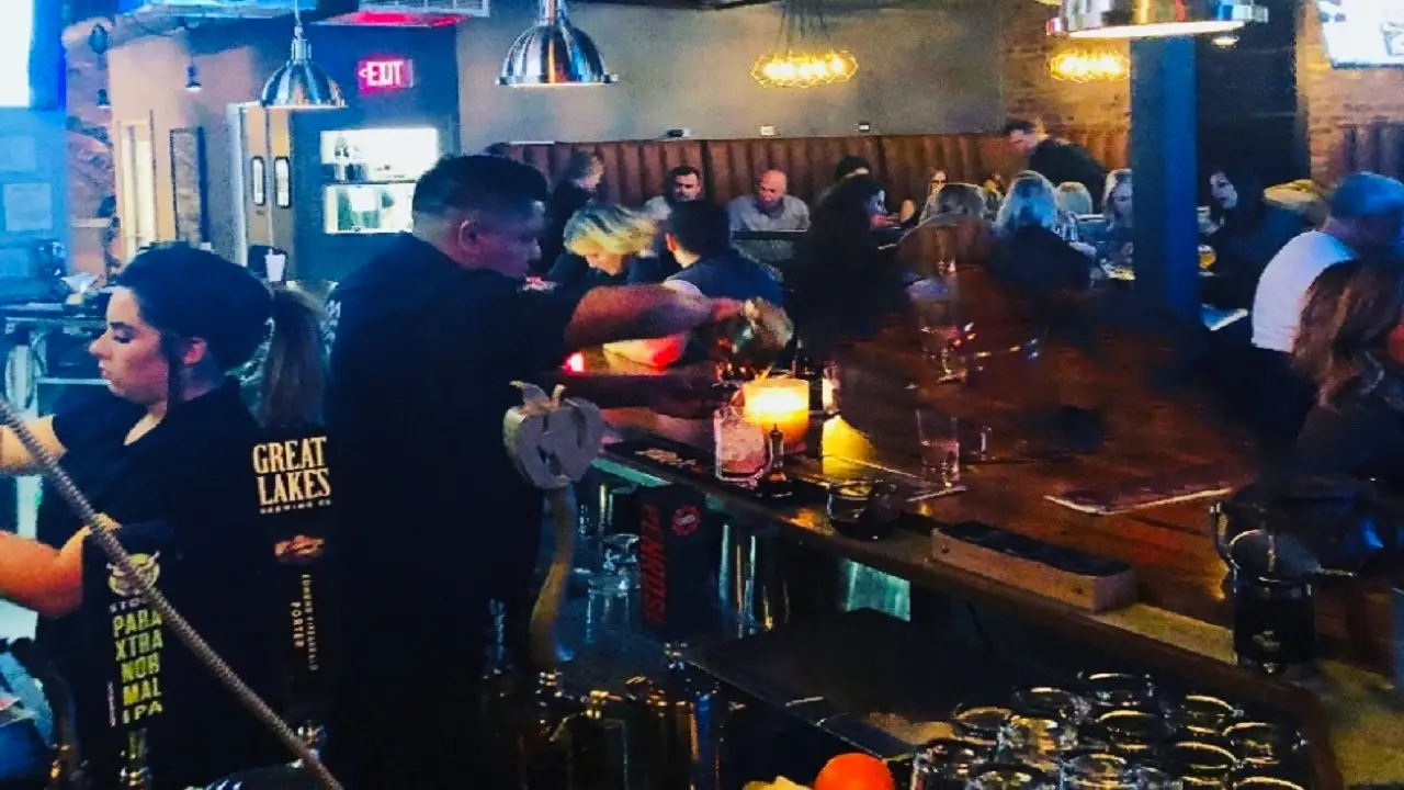 1910 Bar, Geneva, IL