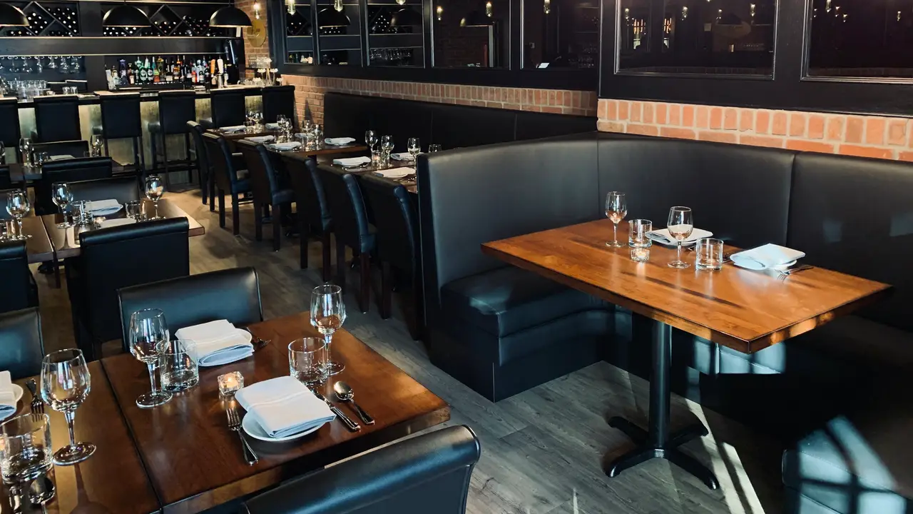 La Cucina Ristorante, Saskatoon, SK