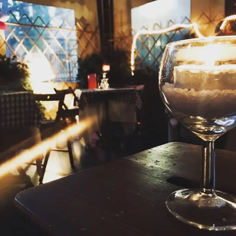 Ostriche e Vino, Milan, Milan