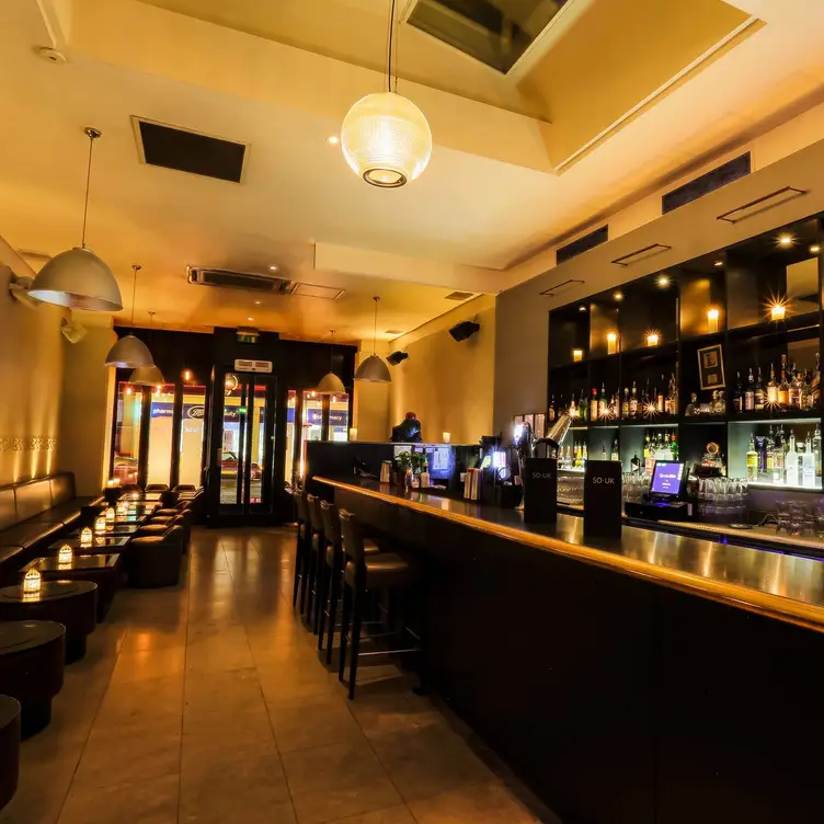 @ Bar & Bites, London, England