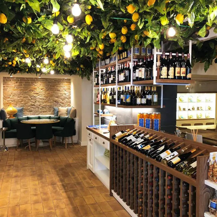 Eccellenze Della Costiera E Grani Antichi, Milan, Milan