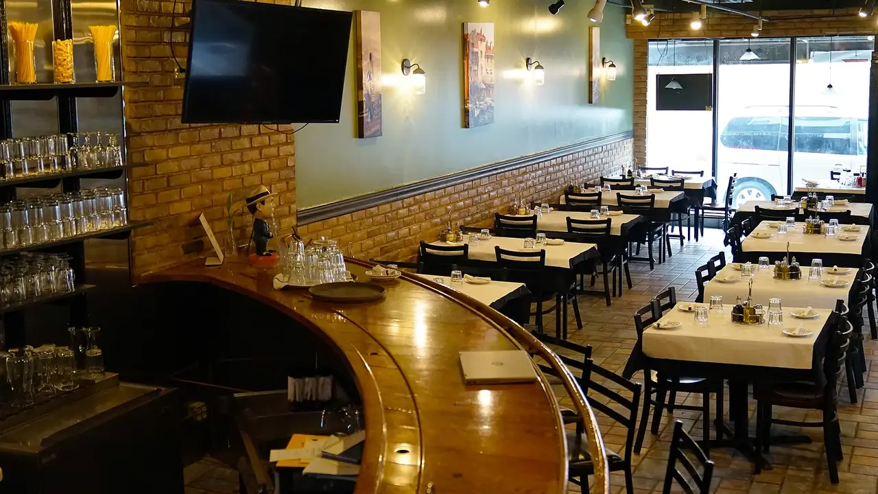 La Vecchia Trattoria, Chicago, IL