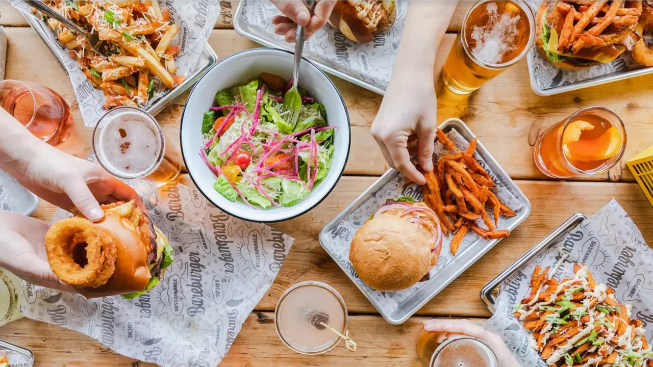 Headliner - Bareburger, Brooklyn, NY