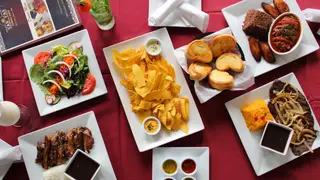 Una foto del restaurante Van Van Cuban Cafe