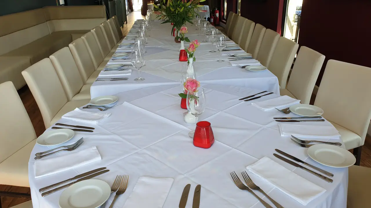 Thames Breeze Bar & Restaurant, Essex, Essex