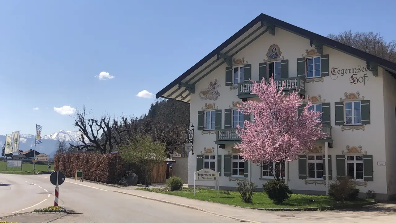 Tegernseer Hof - Wirtshaus und Biergarten, Gmund a. Tegernsee, BY