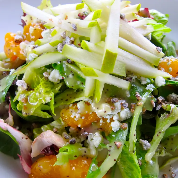 Salad Pear - Fadó Irish Pub - DC, Washington, DC