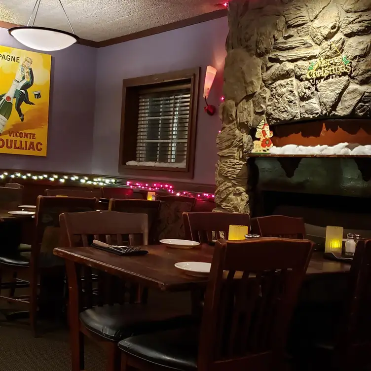 Hunter Steakhouse - Oceanside, Oceanside, CA