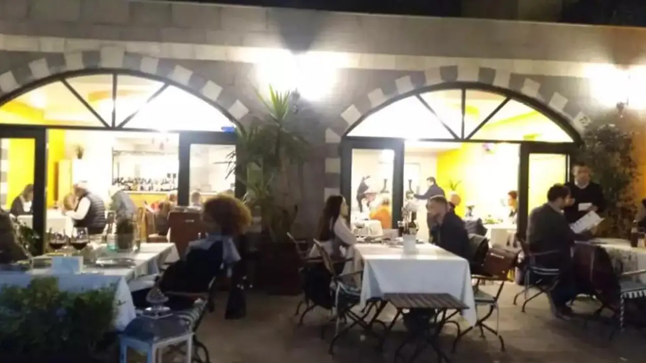 Garden Mezze Restaurant, Fatih, Istanbul Province