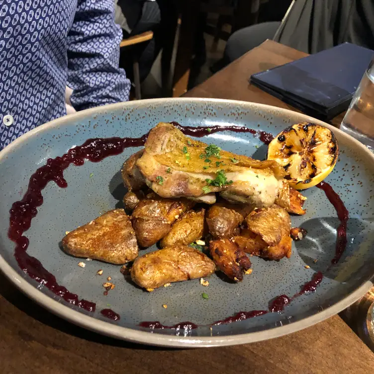 Tres Kitchen+Bar, Tempe, AZ