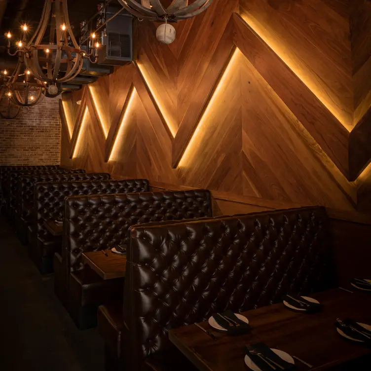 Booth Seating - Willard Hicks - Campbell, Campbell, CA