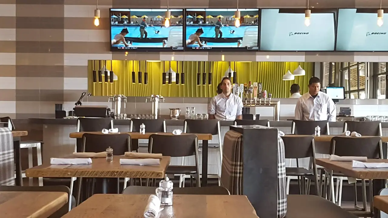 Truland Burgers & Greens - Chandler, Chandler, AZ