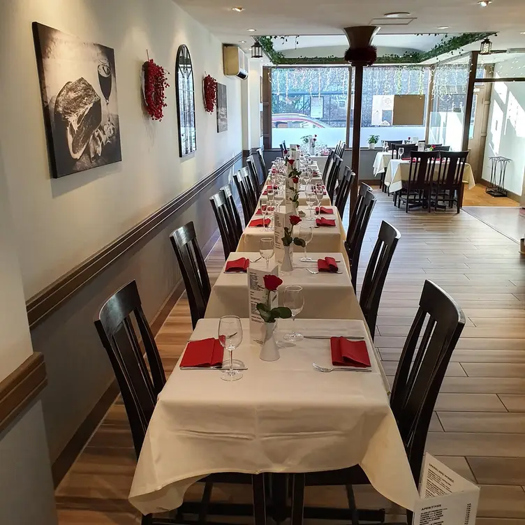 L`Affamato Walton on Thames, Walton on Thames, Surrey