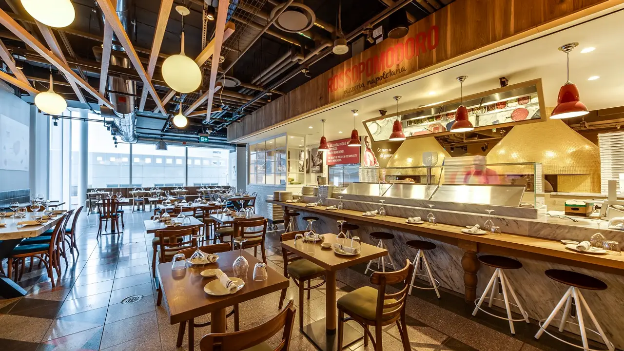 La Pizza & La Pasta - Eataly Yorkville, Toronto, ON