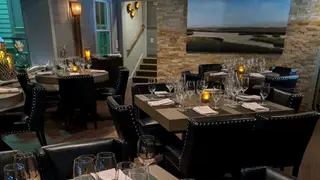 Una foto del restaurante Salt Raw Bar + Fine Cuisine
