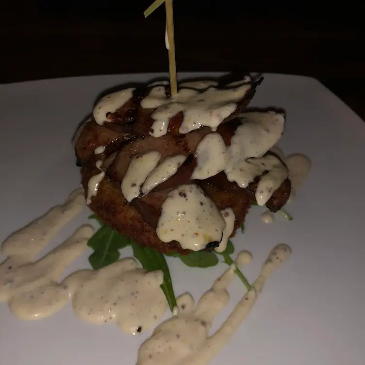 Winston's Whiskey & Wine Bar, Rockville Centre, NY