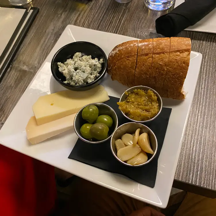 Tap & Vine, Auburn, CA