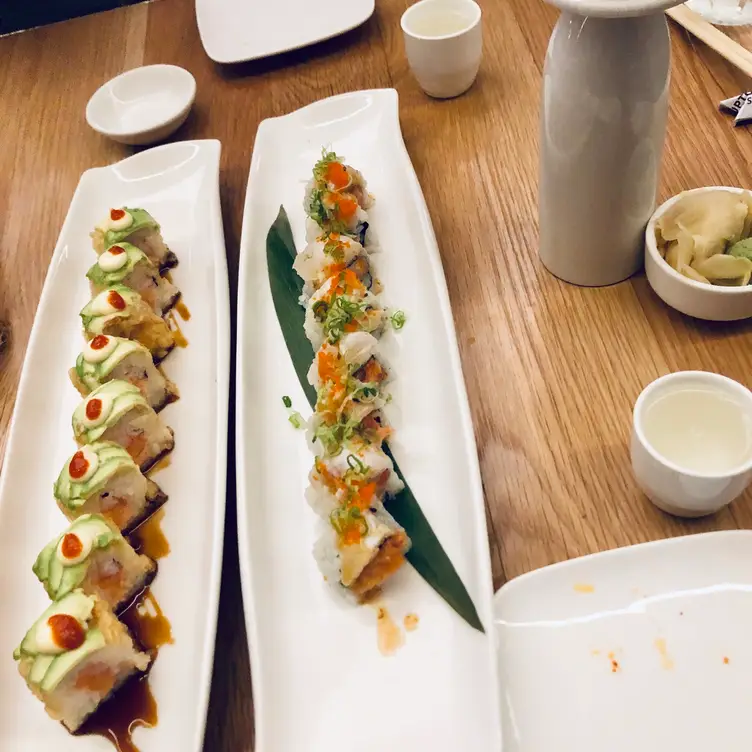 Uptown Sushi, Houston, TX