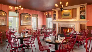 Una foto del restaurante The Blue Pig Tavern