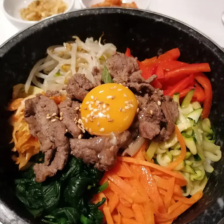 Akaraka, Zürich, Zürich