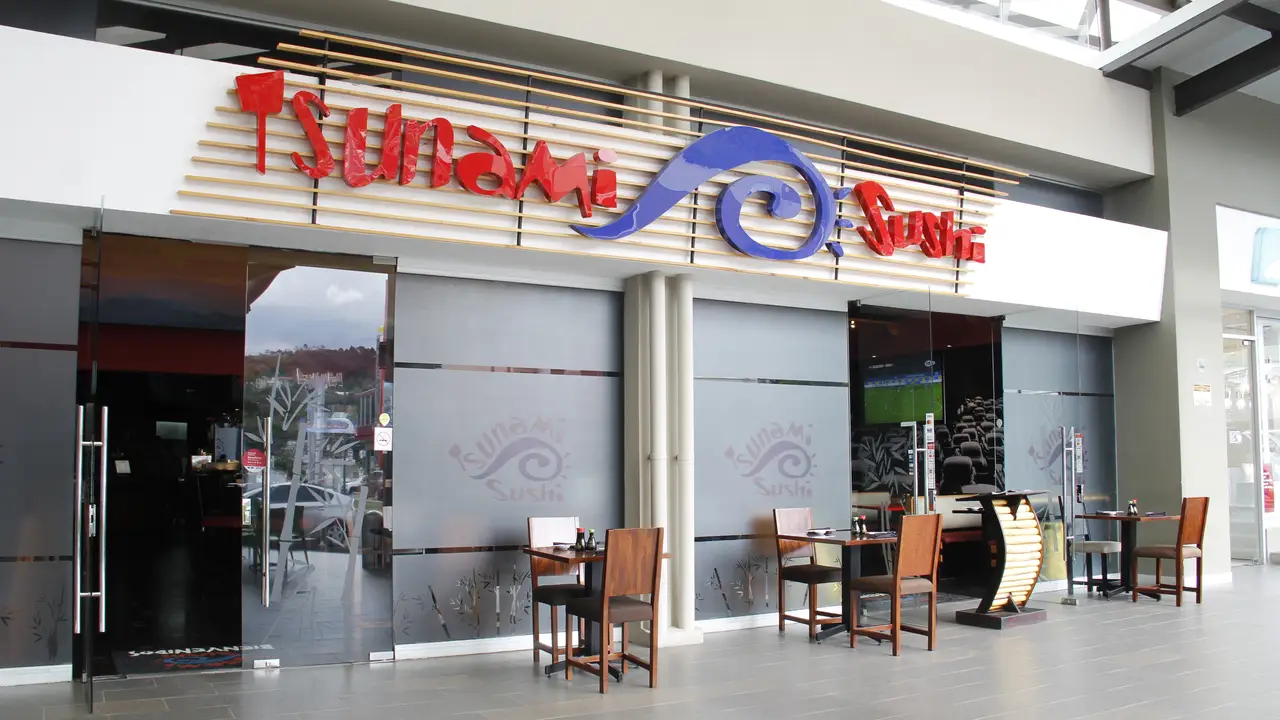 Tsunami Sushi - Escazu, Escazu, San Jose
