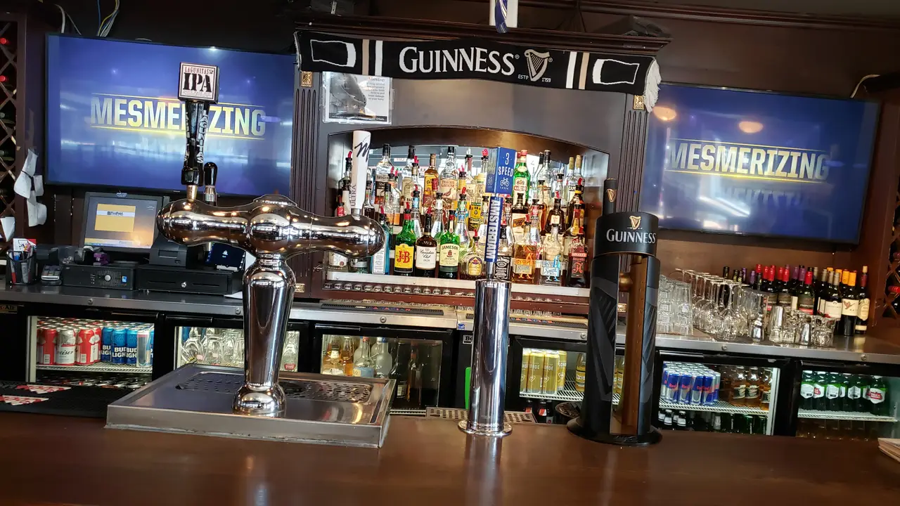 Queen's Head Pub, Scarborough, ON