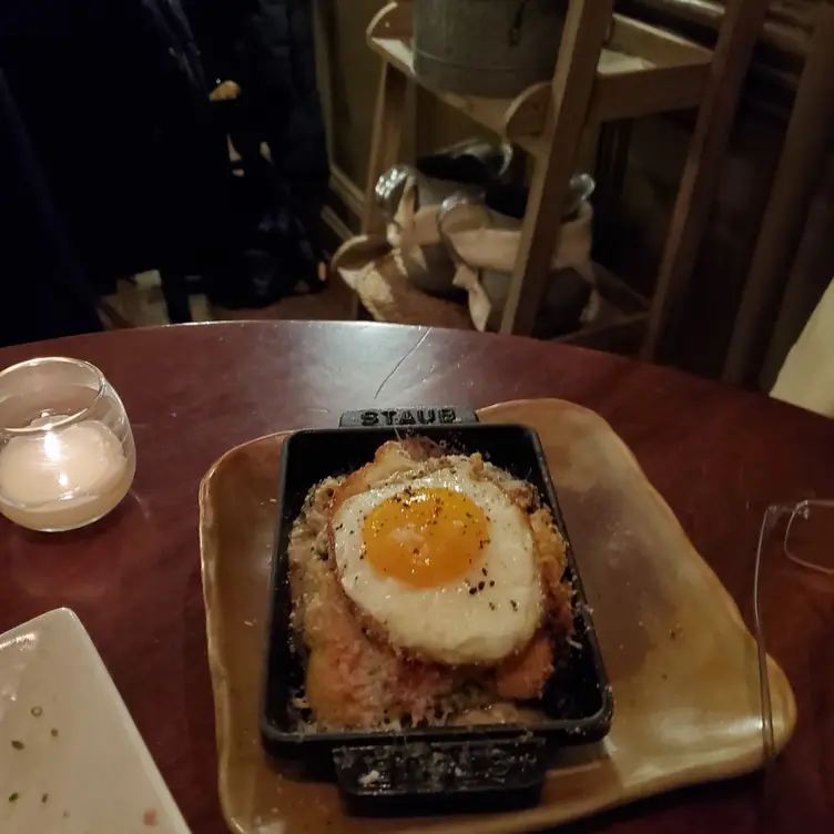 The Twisted Oak, Tarrytown, NY