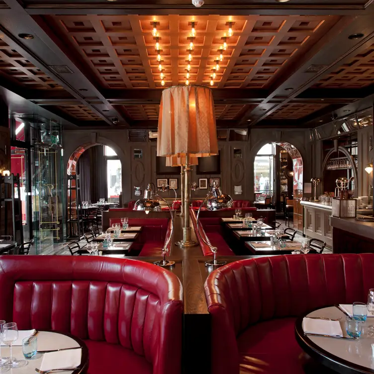 Tuttons, London, 