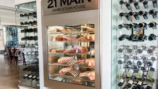 Una foto del restaurante 21 Main Prime Steakhouse