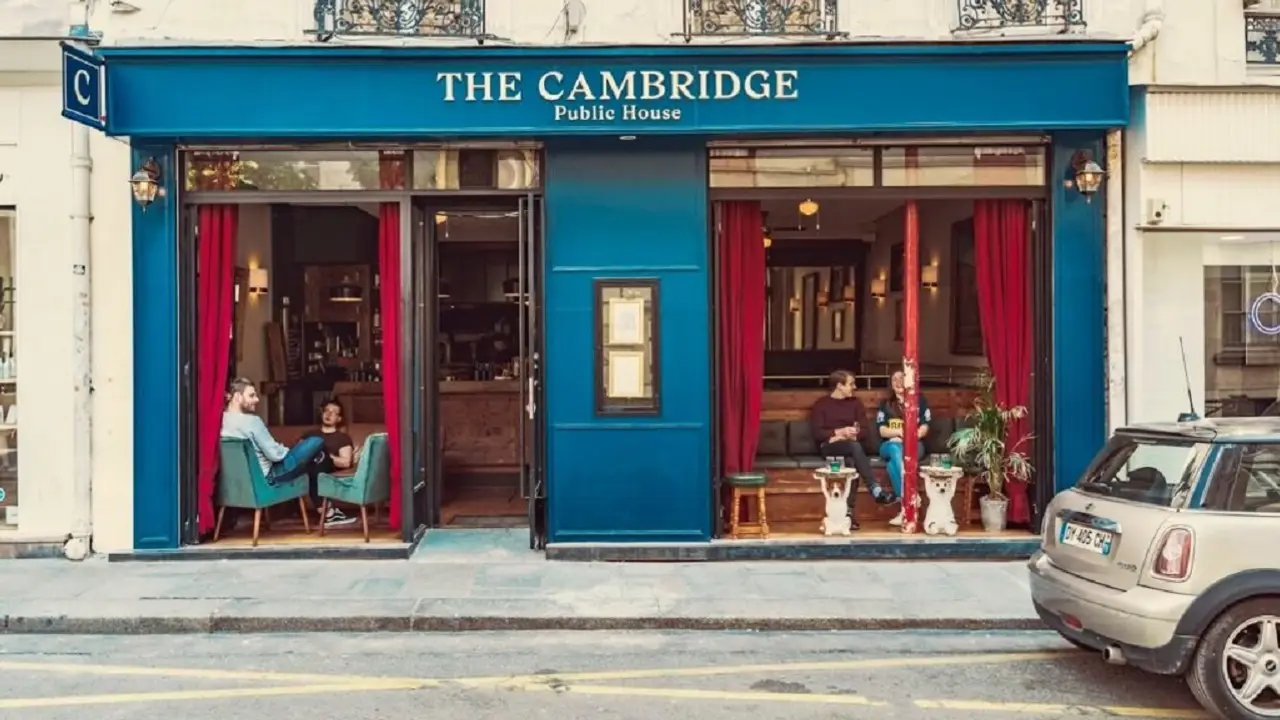 The Cambridge Public House, Paris, Paris