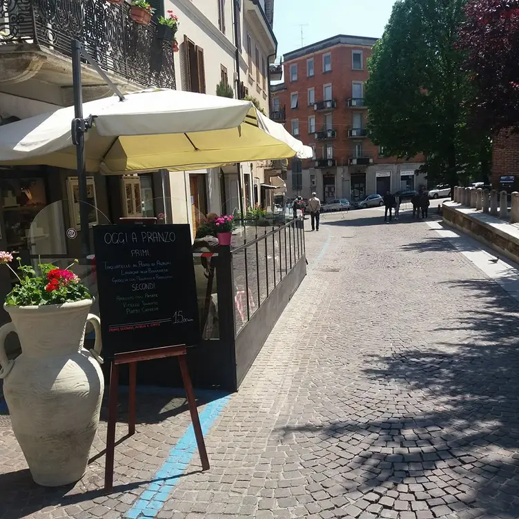 Cappuccetto Rosso Bistrot, Vigevano, Pavia