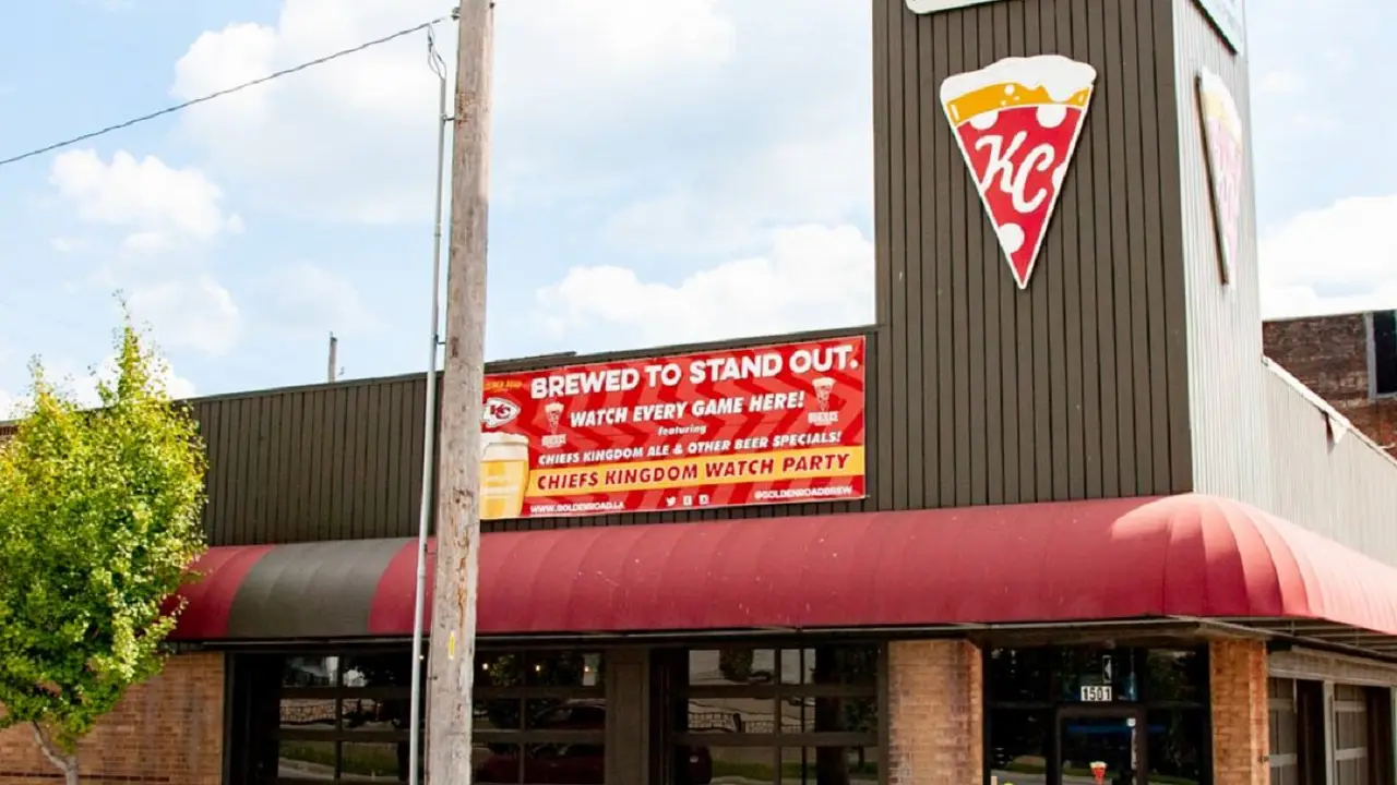 Homeslice Pizza & Pints, Kansas City, MO