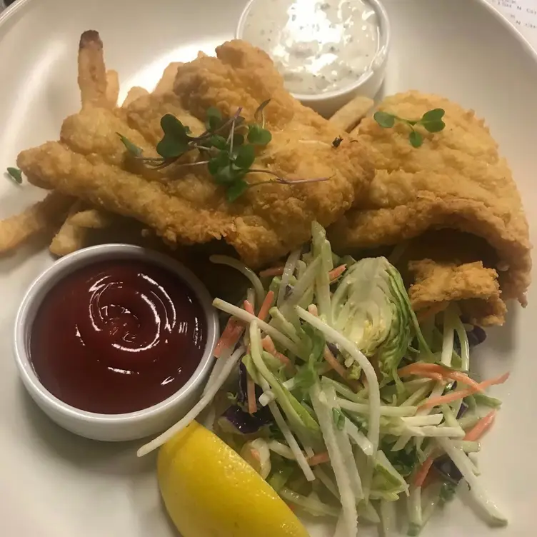Clintons Bar and Grille, Clinton, MA
