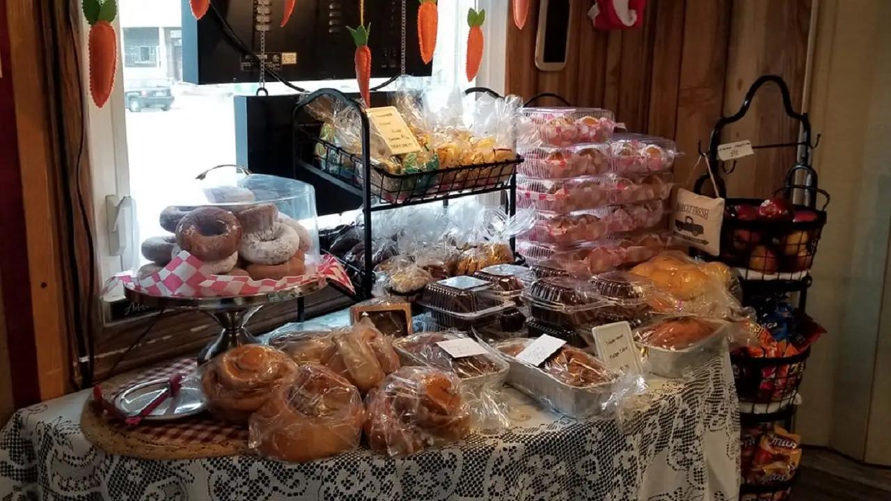 Huckleberry’s Cafe, Wetaskiwin, AB