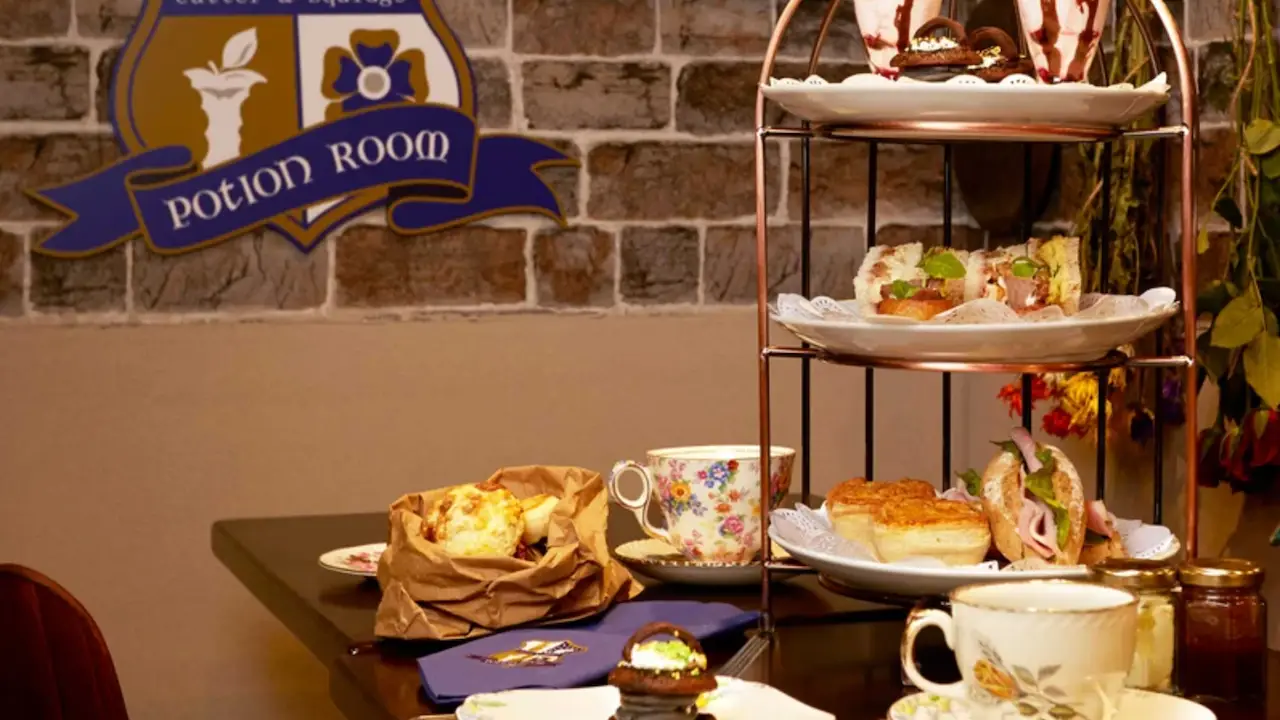 Screenshot -- At - Signature Afternoon Tea at Cutter & Squidge, London, 
