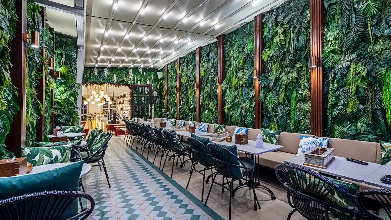Be Lounge, London, 