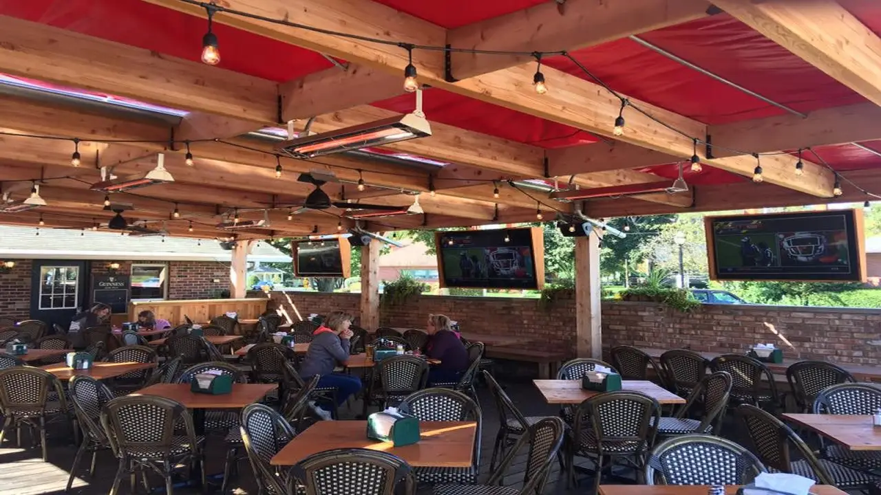 The Cottage Pub, Crystal Lake, IL