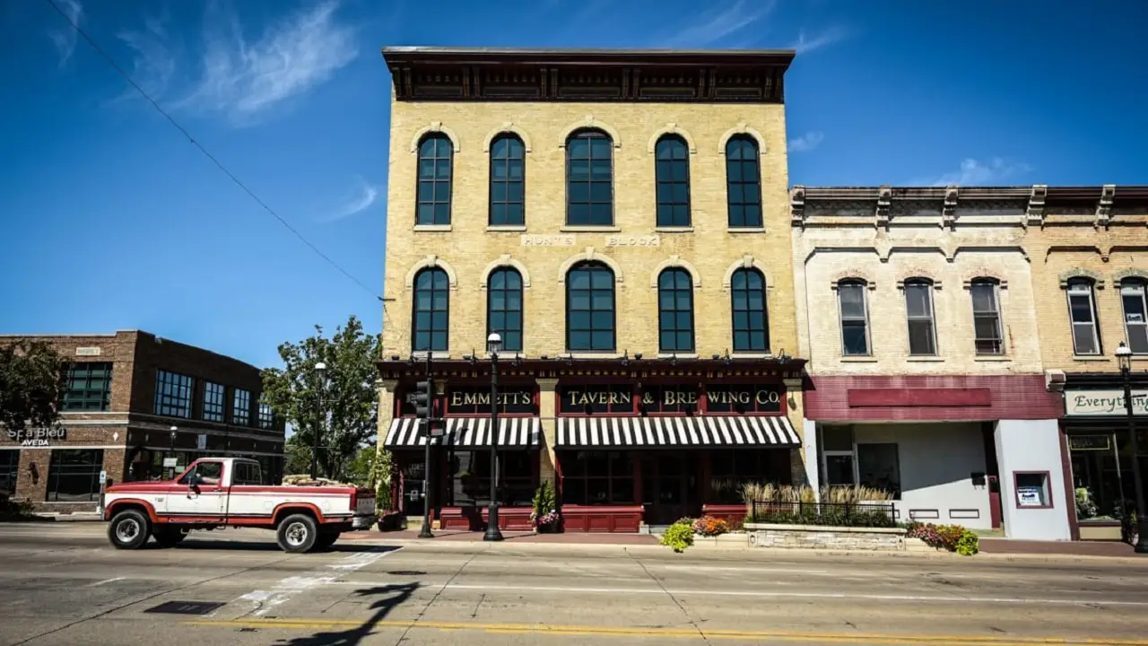 Emmett's Brewing Company - West Dundee, West Dundee, IL