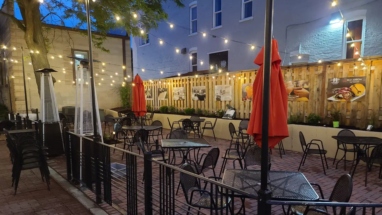 Red Arrow Eatery & Self-Pour - Naperville, Naperville, IL