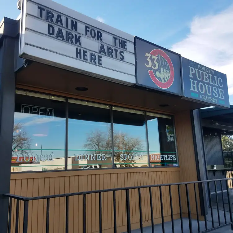 Porky's Public House & Eatery, Longview, WA
