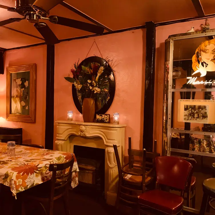 Dizz's As Is Restaurant, Laguna Beach, CA