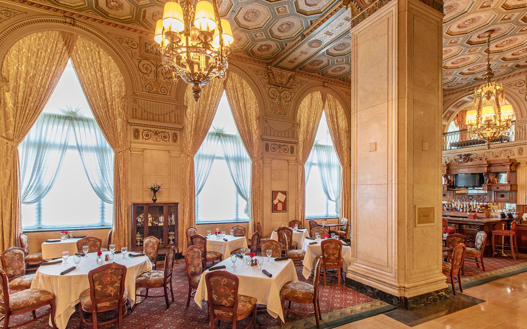Lobby Bar & Grill at the Brown Hotel Restaurant - Louisville, KY