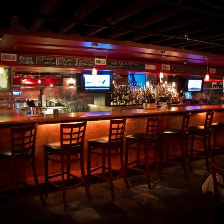 Norfolk Seafood Co & Oyster Bar, Norfolk, VA