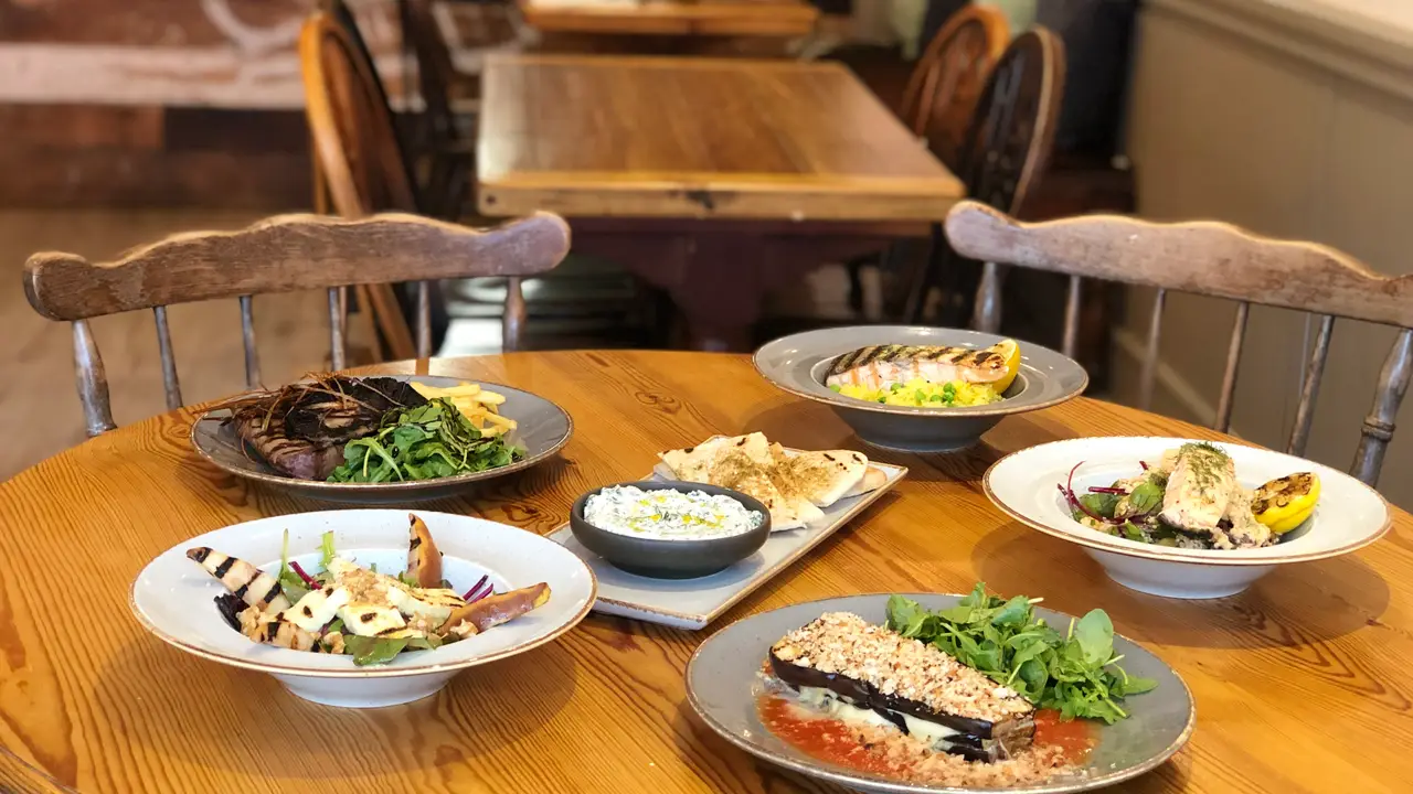 Mani & Nick's, Mill Hill, Greater London