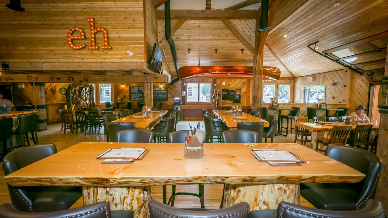 Thirsty Bear Kitchen + Bar AB Waterton Park