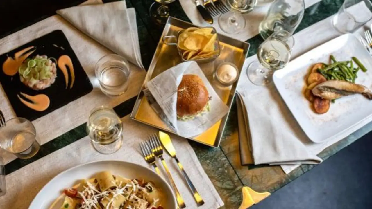 A'Mare Restaurant, Milan, LO