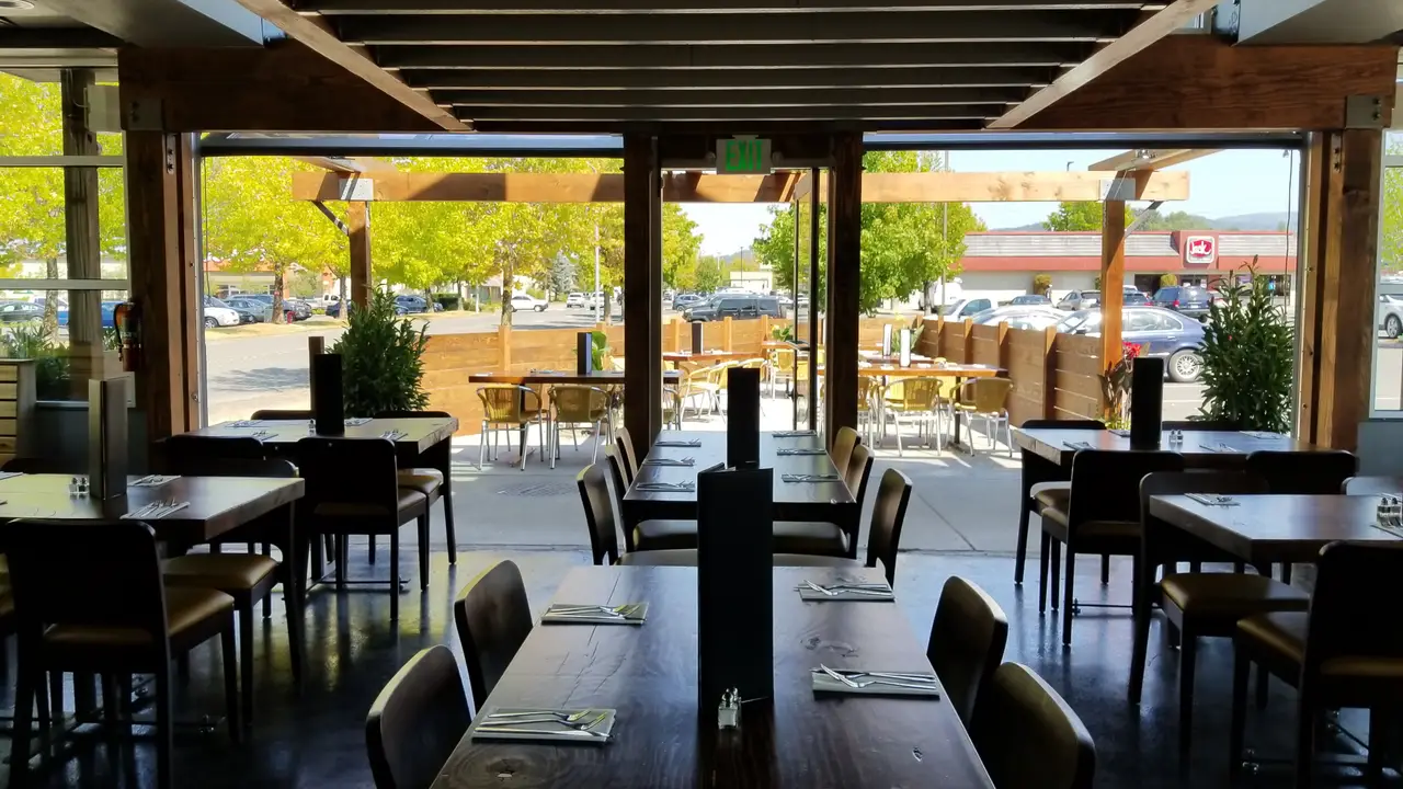 Latitude Kitchen and Bar, Bellingham, WA