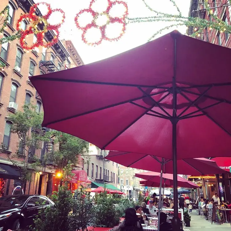 La Mela, New York, NY
