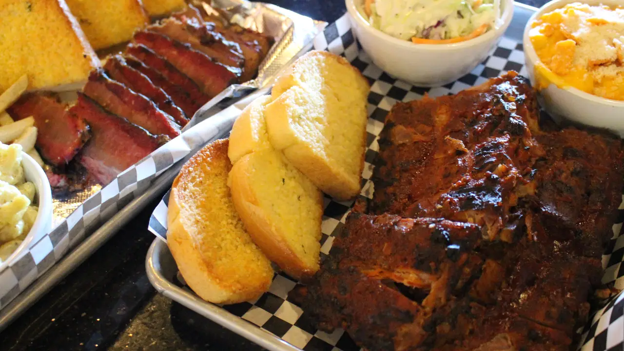 Mike's Bbq CA Escondido